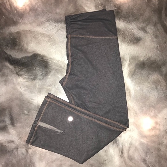 Lululemon Leggings - Cropped - Picture 3 of 6